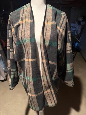 Chris & Carol Open-Front Plaid Cardigan in Dark Gray, Green & Tan